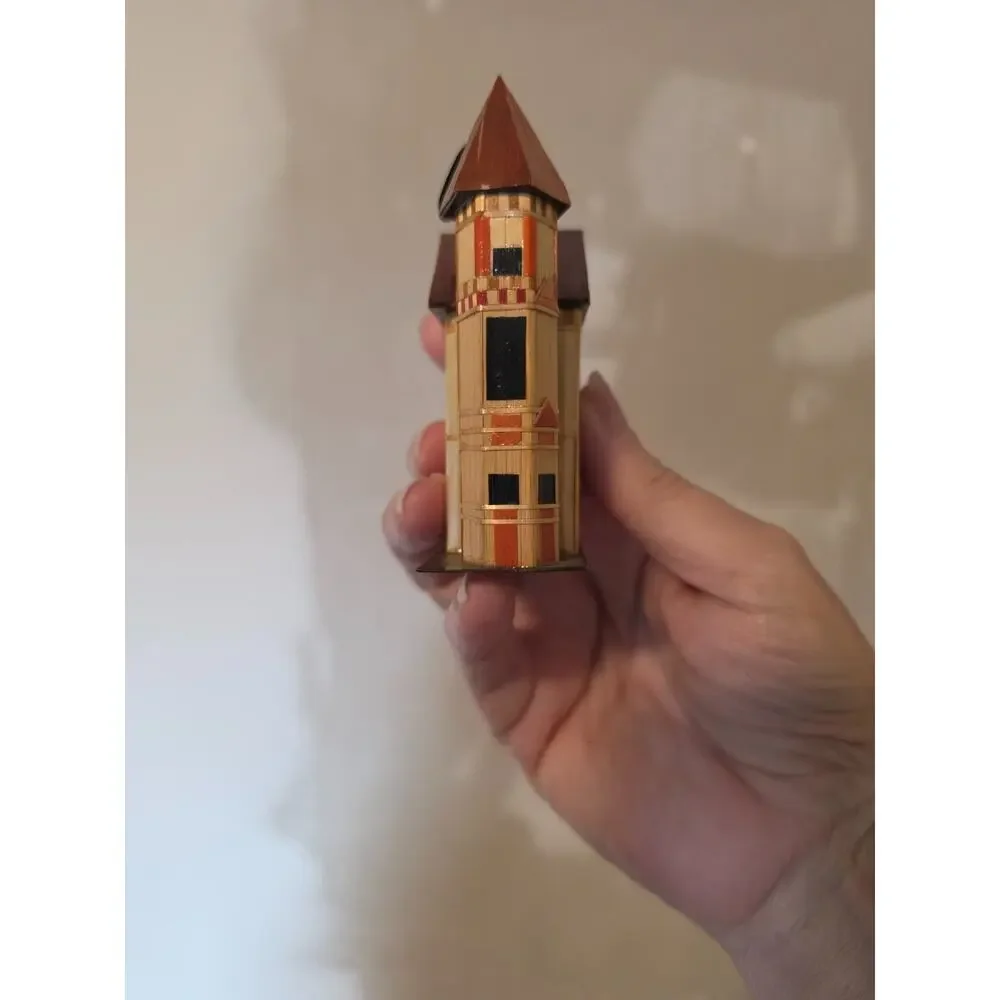 Vintage REO 1978 Meow Wheat Straw House Ornament